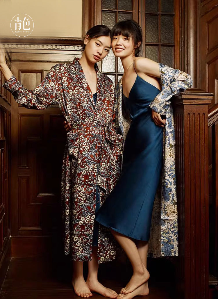 Atelier Intimo Sangbo Satin Robe