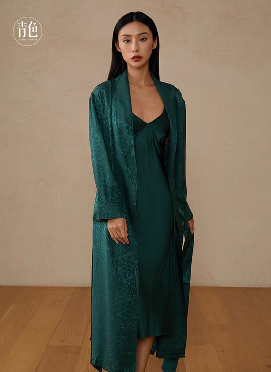 Atelier Intimo Sangbo Satin Robe