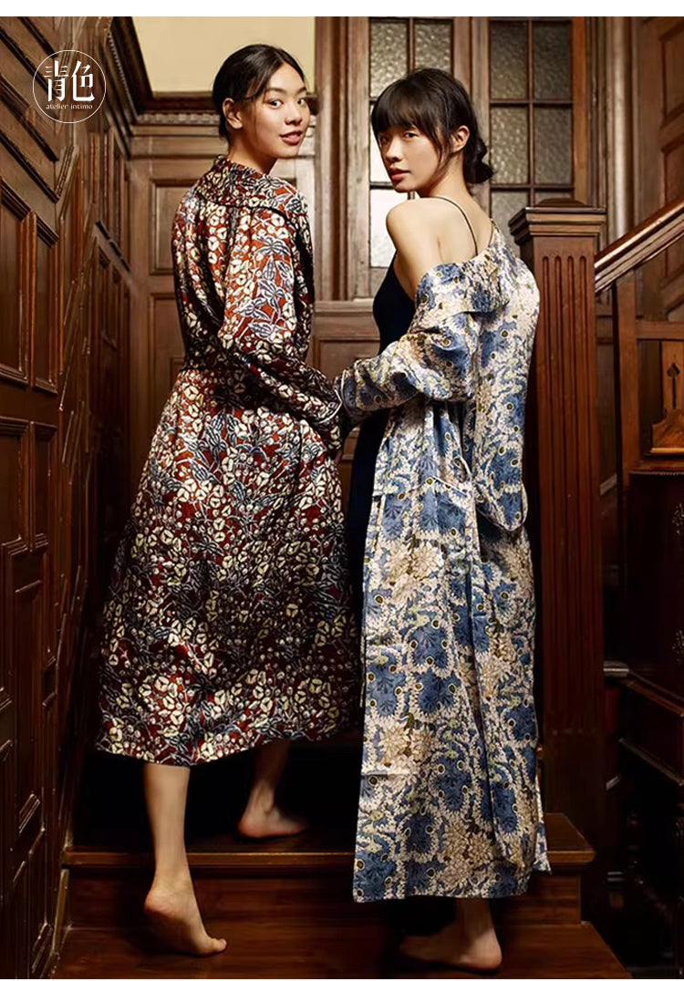 Atelier Intimo Sangbo Satin Robe