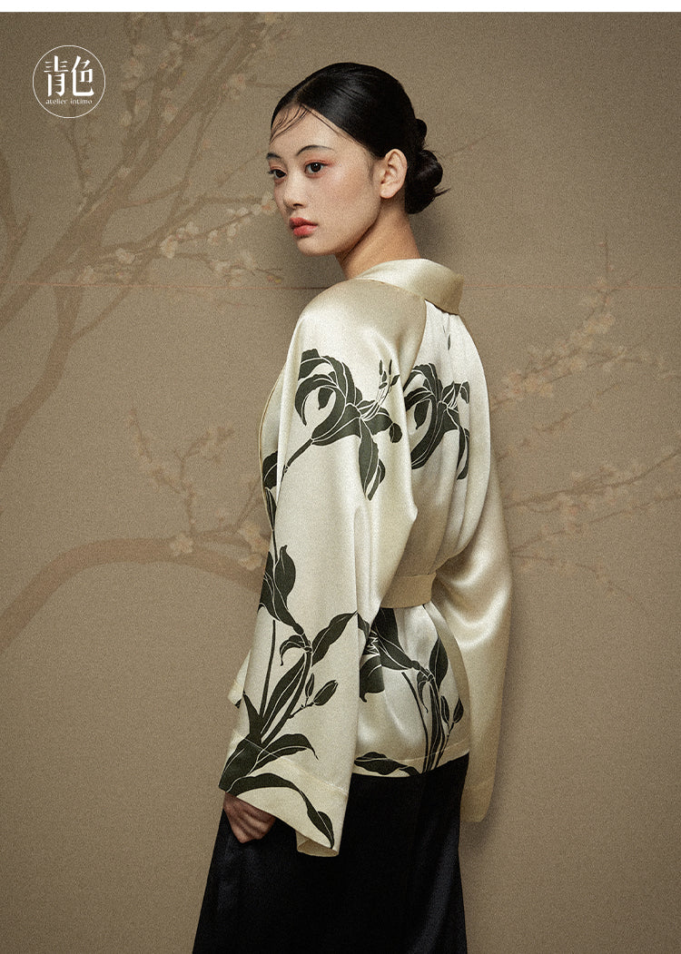 Atelier Intimo Flower Shadow Short Robe