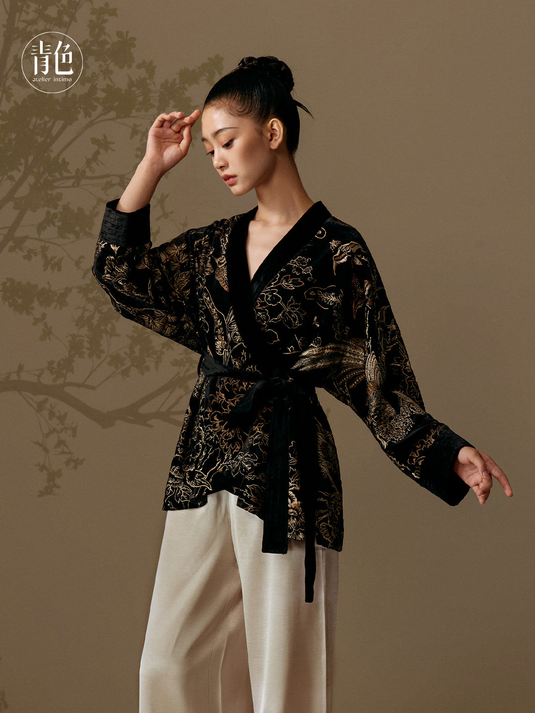 Atelier Intimo Shutang Printed Velvet Short Robe