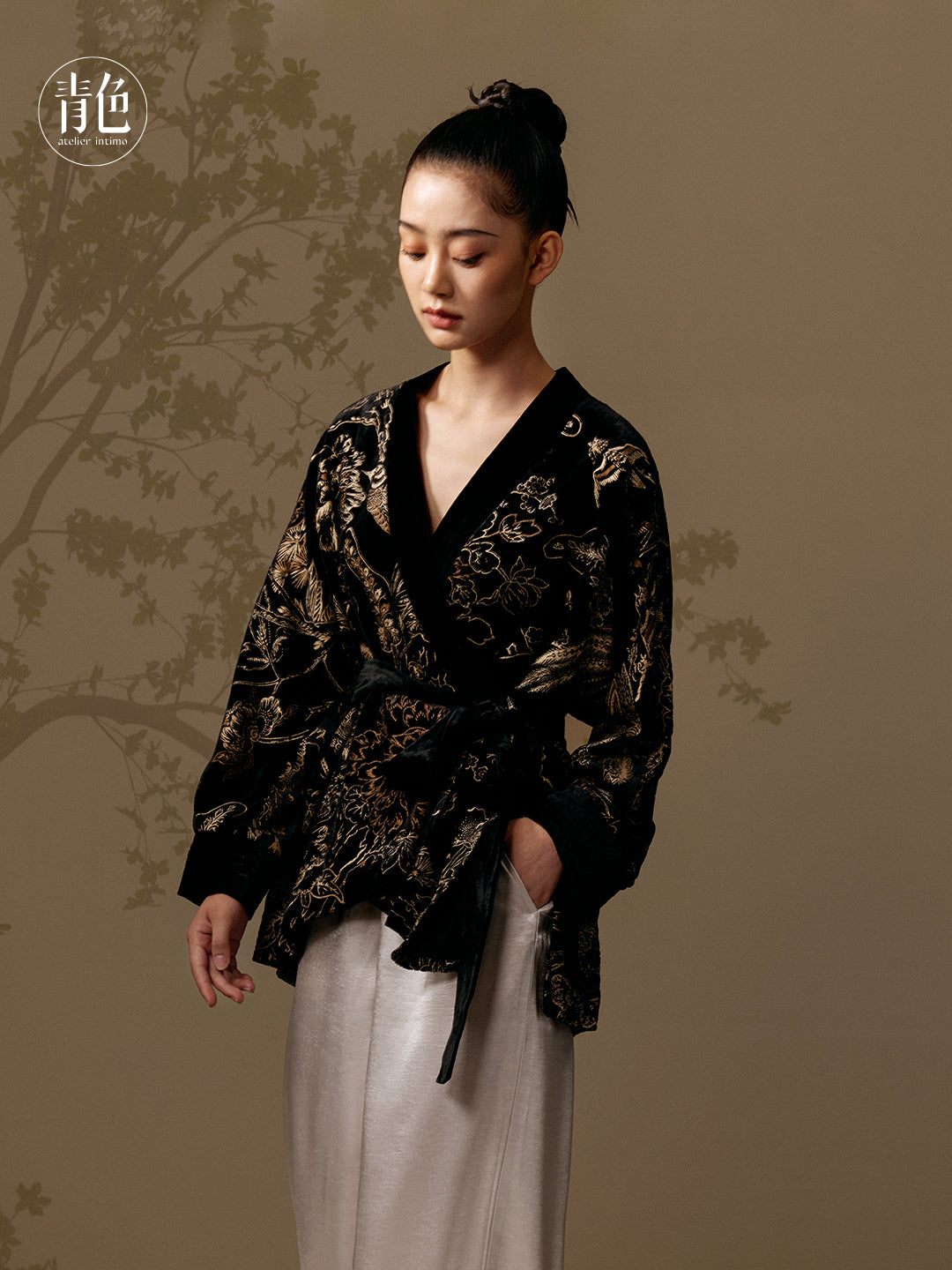 Atelier Intimo Shutang Printed Velvet Short Robe