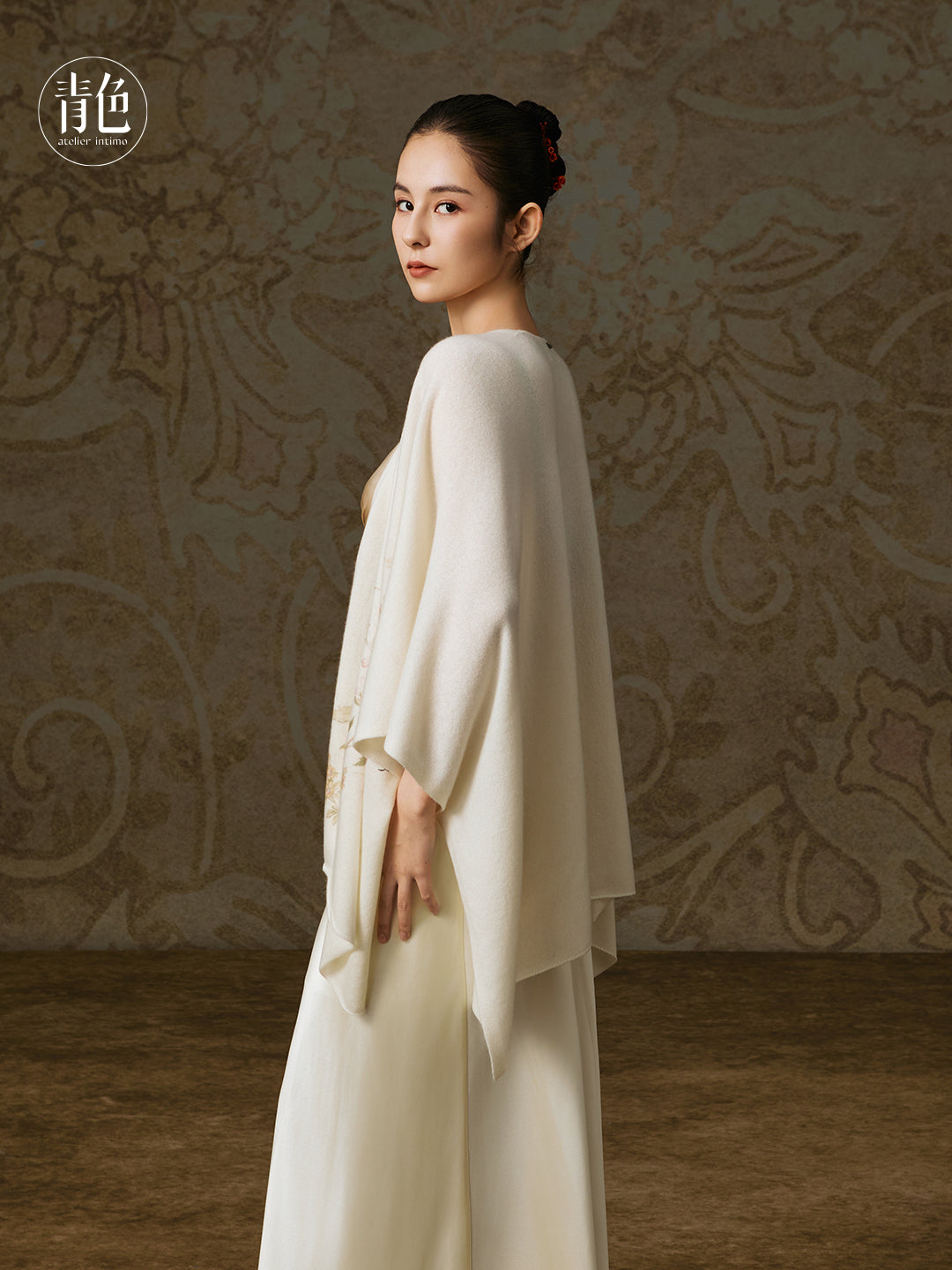 Atelier Intimo Zuihuayin Cashmere Printed Wrap