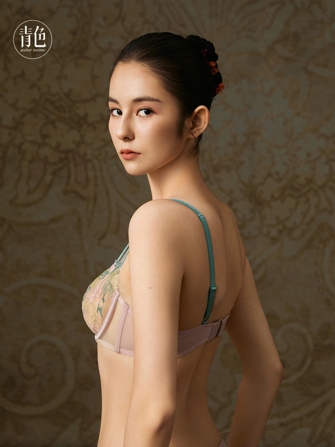 Atelier Intimo LanChun  Three-Quarter Cup